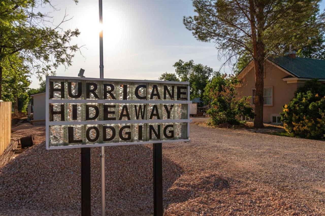 Hurricane Hideaway Lodging Hotel Room photo